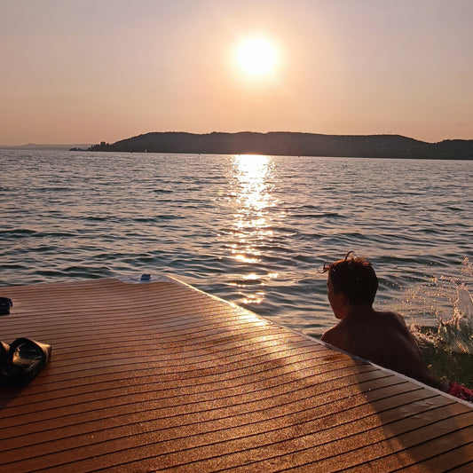 3 napos bérlés: BalatonFloat (4×2 m) – a saját szigeted a vízen