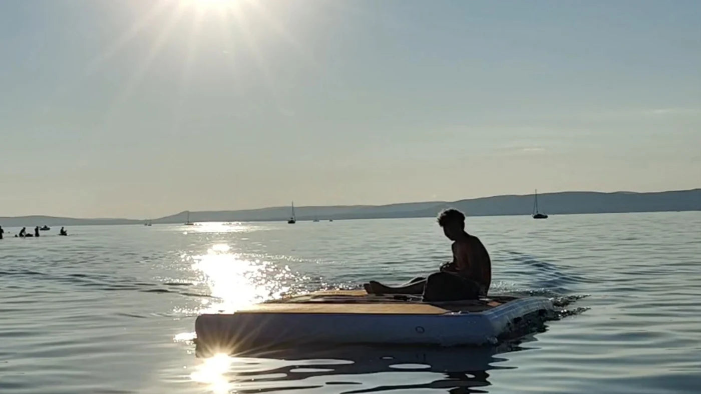 TEMO 450 & Úszóstég 4x2m